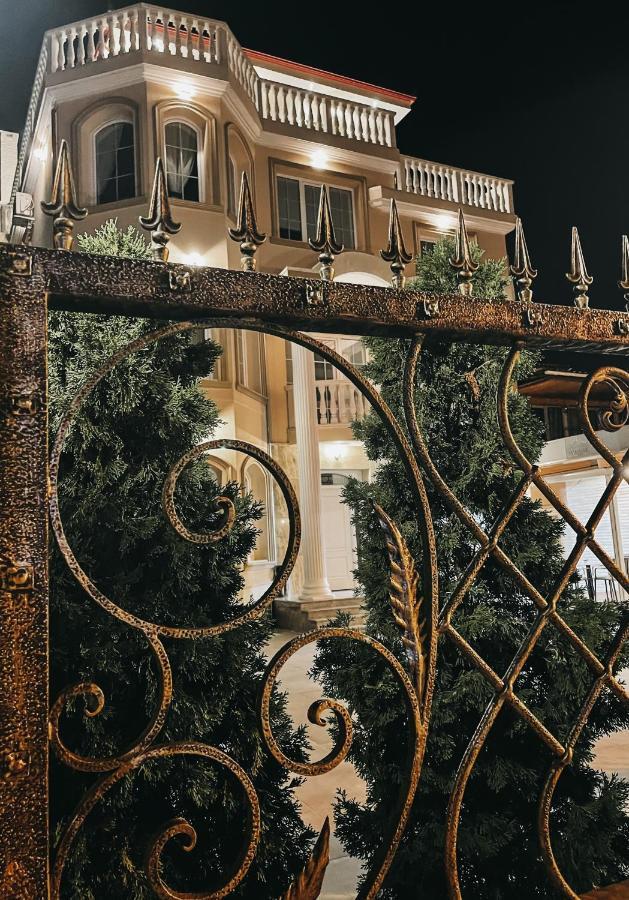 Amansar Boutique Hotel Tirana Exterior photo